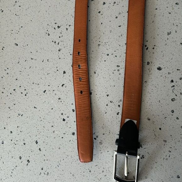 JOHNSTON & MURPHY Black Leather Business Casual Dress Belt Men’s Size 42 EUC - Picture 3 of 12